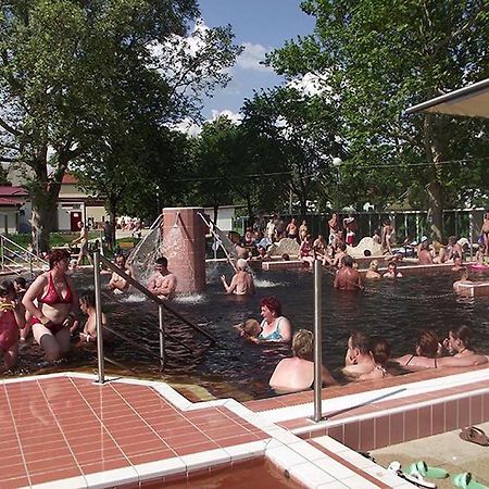 Berettyo Central Apartment Berettyóújfalu Εξωτερικό φωτογραφία